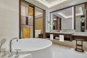 Shangri-La Qiantan