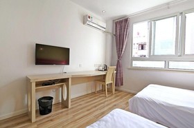 The Phoenix Hostel Shanghai