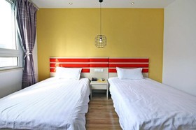 The Phoenix Hostel Shanghai