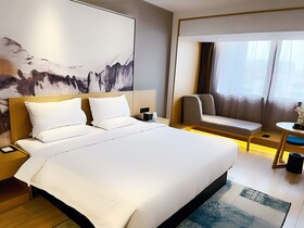 Tuke Hotel