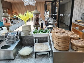 Tuke Hotel