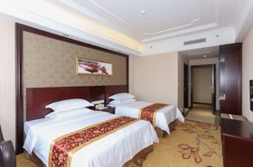 Vienna International Hotel Shanghai Pudong Xinchang Old Town Subway Station