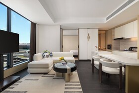 Voco Suites Shanghai Hongqiao CBD