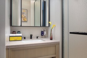 Voco Suites Shanghai Hongqiao CBD