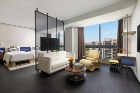 Voco Suites Shanghai Hongqiao CBD
