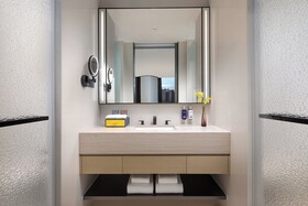 Voco Suites Shanghai Hongqiao CBD