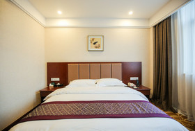 Xin Jue Royal Hotel