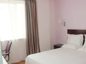 Yiting 6+e Hotel Shanghai Lujiazui Branch