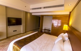Manhattan Kinlen Hotel