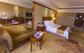 Manhattan Kinlen Hotel
