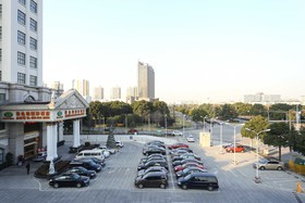 Vienna Hotel Shanghai Songjiang Wanda