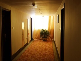 Greentree Inn Suqian Suyu District Education Bureau Express Hotel