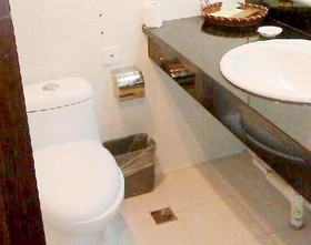 Lvjing International Hotel