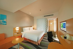 Holiday Inn Express Tangshan Downtown