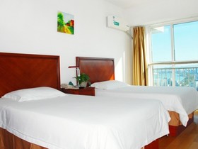 GreenTree Inn Shandong Weihai North Qingdao Road Express Hotel