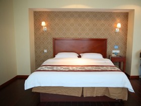 GreenTree Inn Shandong Weihai North Qingdao Road Express Hotel
