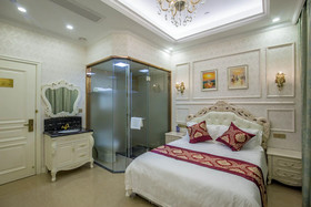 Whezhou New World Hotel