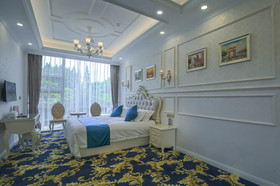 Whezhou New World Hotel