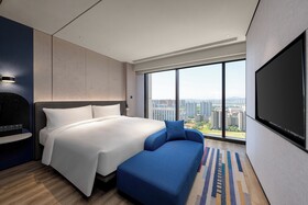 Aloft Yantai