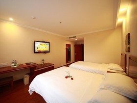Greentree Inn Yantai Longkou East Bus Station Shell Hotel