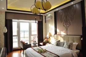The Brigh Eco Hotel