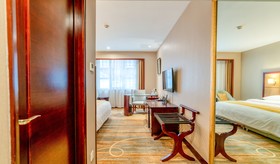 Yantai Meiya International Apt. Hotel