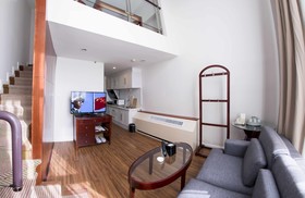 Yantai Meiya International Apt. Hotel