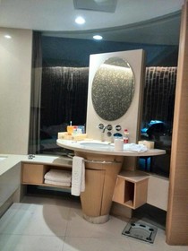Yonghegong Hotel