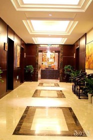 Yonghegong Hotel