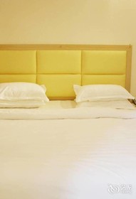 Golden Phoenix Business Hotel