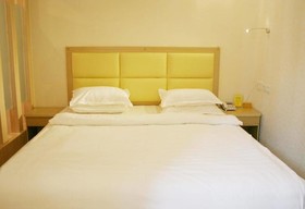 Golden Phoenix Business Hotel