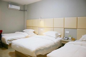 Golden Phoenix Business Hotel
