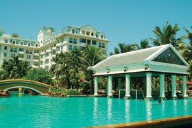 Crowne Resort Spa & Beach Resort Hainan