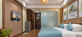 Chengmai Time Yinlusheng Hotel