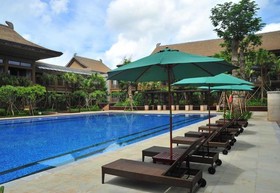 Eadry Royal Garden Hotel