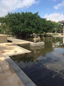 Eadry Royal Garden Hotel