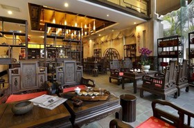 Golden Lotus Herton Seaview