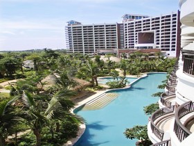 Golden Sunshine Tide Hotel Sea