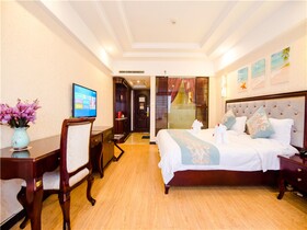 Haikou Twelve Oaks Hotel