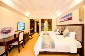 Haikou Twelve Oaks Hotel