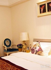 Hip-hop Hotel Apartment