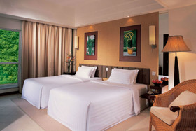 Cactus Resort