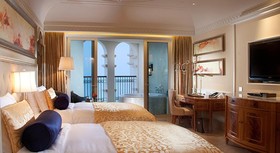 Crowne Plaza Resort Sanya Bay