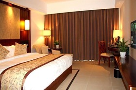 Dragon Bay Hotel