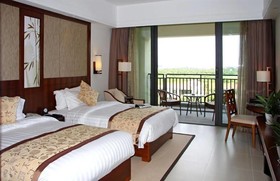 Dragon Bay Hotel