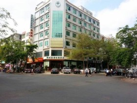 Greentree Inn Sanya He Ping Street Hotel