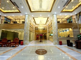 GreenTree Inn SanYa Jiyang District YaLongBay YingBin Avenue Hotel