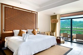 Hilton Sanya Yalong Bay Resort & Spa