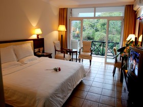 Huandao Beach Hotel
