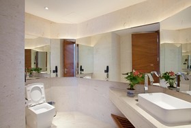 Joya International Hotel